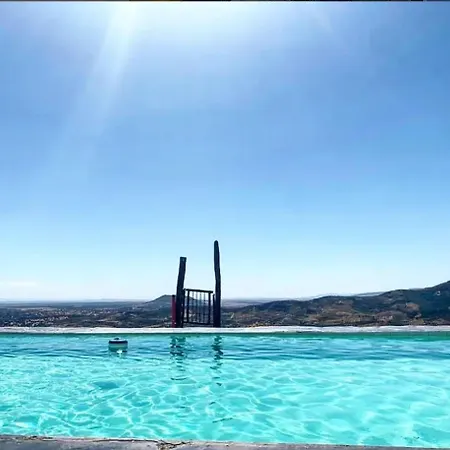 Hébergement de vacances Welcoming House In + Pool