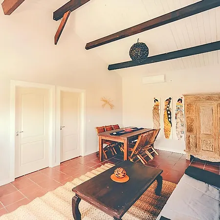 Welcoming House In + Pool Дом отдыха Каньямеро