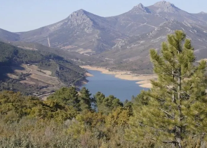 Welcoming House In + Pool Prázdninový dům *