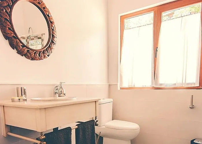 Prázdninový dům Welcoming House In + Pool Cañamero