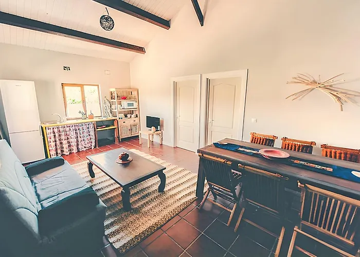 Prázdninový dům Welcoming House In + Pool Cañamero